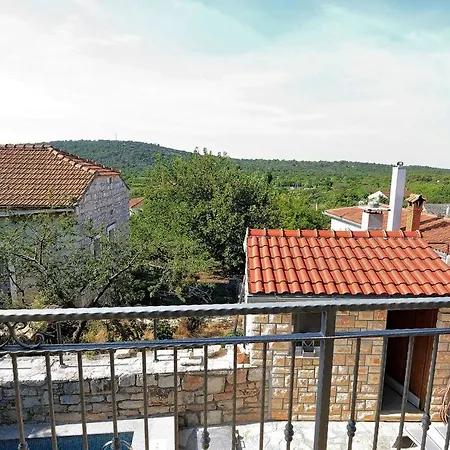 House Tihanka * Grohote